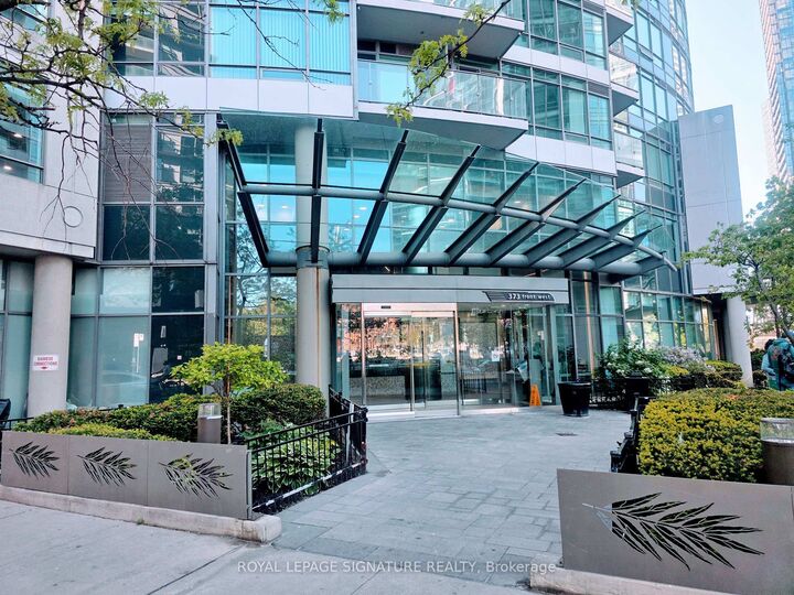 Property Photo: 373 Front Street W 1703 ON M5V 3R7