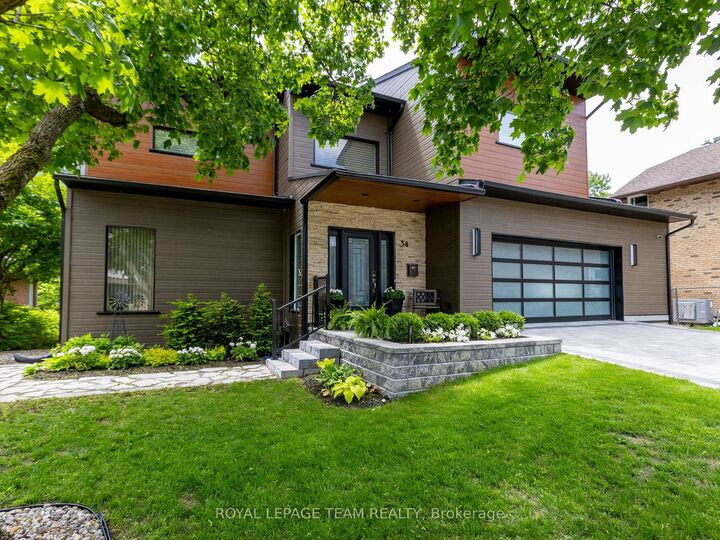 Property Photo: 34 Rideauview Terrace ON K2C 3R9