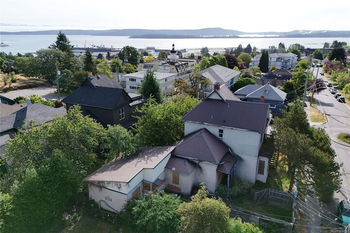 Property Photo:  528 Hecate St  BC V9R 4K2 