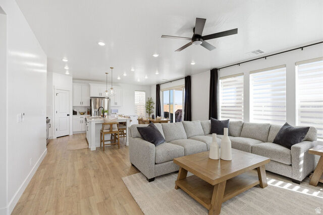 Property Photo:  983 E Malibu Dr  UT 84780 