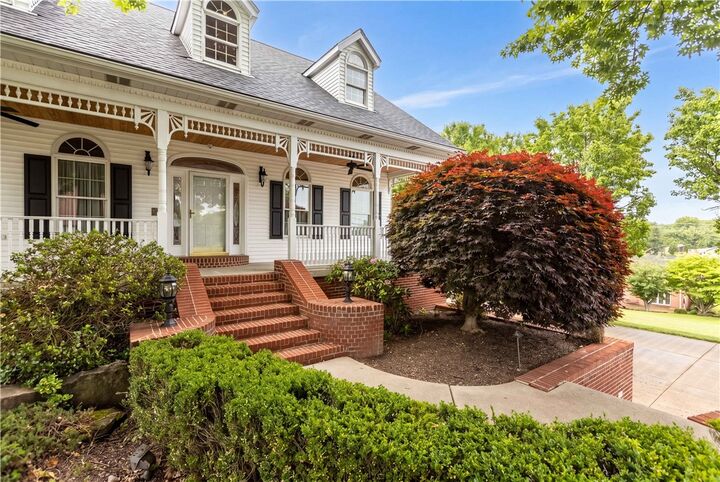 Property Photo:  69 Orchard St  PA 15022 