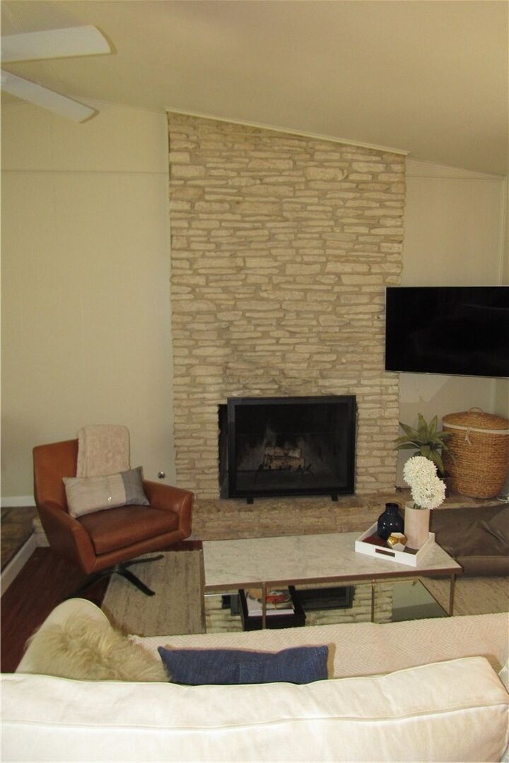Property Photo:  2509 Trailside Drive A  TX 78704 