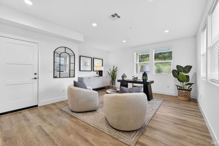 Property Photo:  401 Semillon Lane  CA 95403 