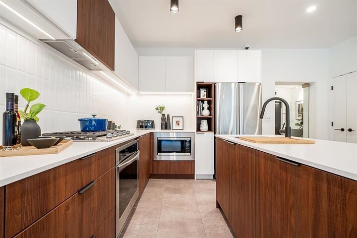 Property Photo: 623 Kemsley Avenue 411 BC V3J 0L8