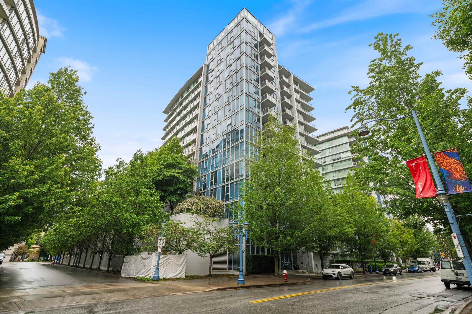 Property Photo:  5900 Alderbridge Way 608  BC V6X 0B6 