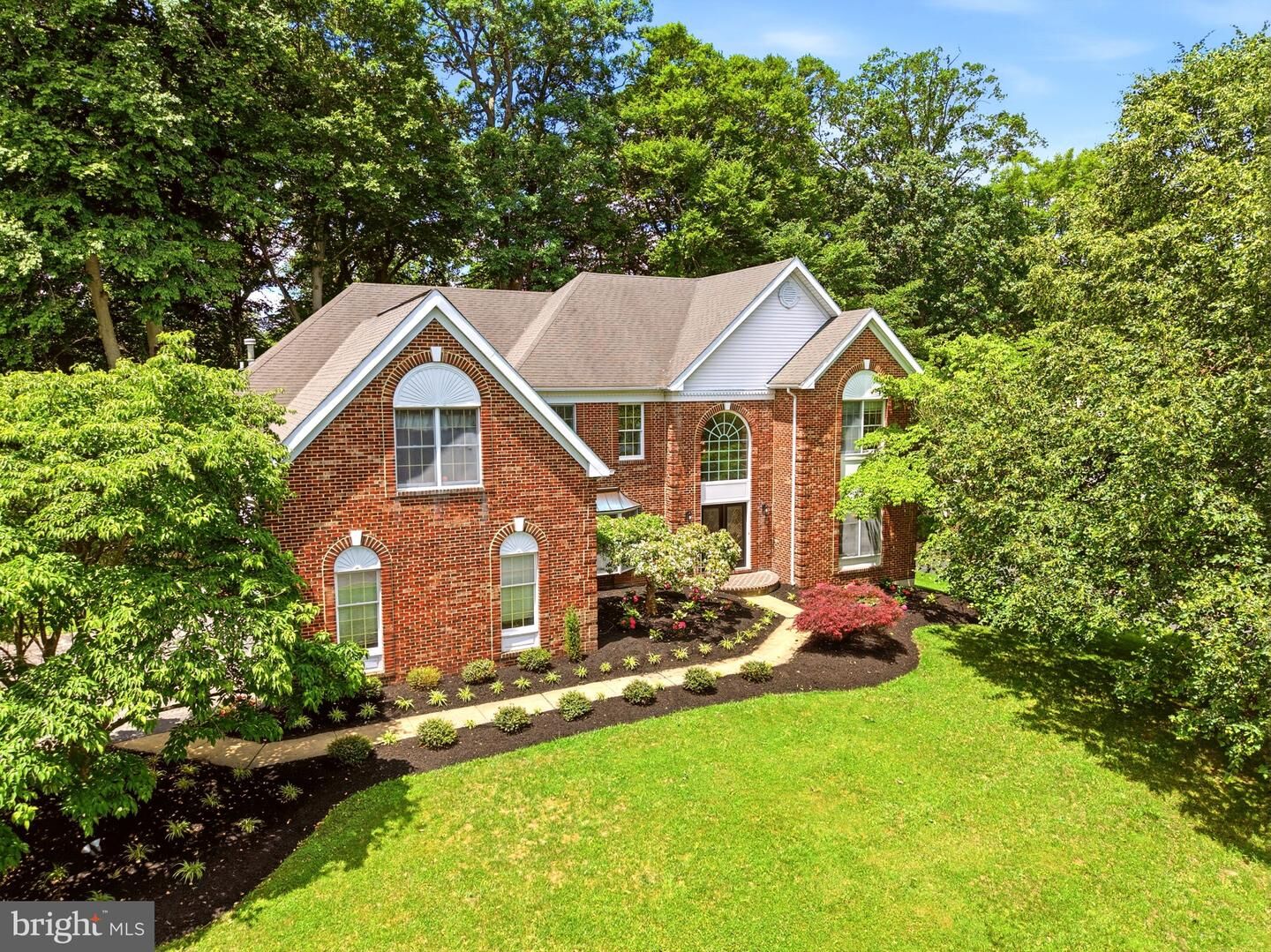 Property Photo:  45 Cedar Hill Lane  PA 19063 
