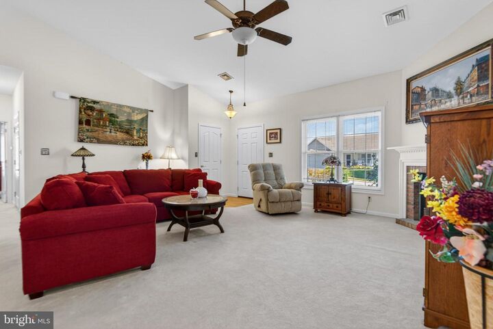 Property Photo:  717 Heather Ridge  PA 17545 