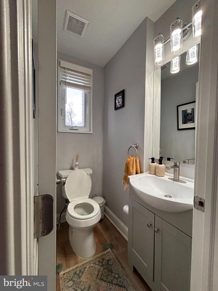 Property Photo: 222 E Taylor Run Parkway VA 22314