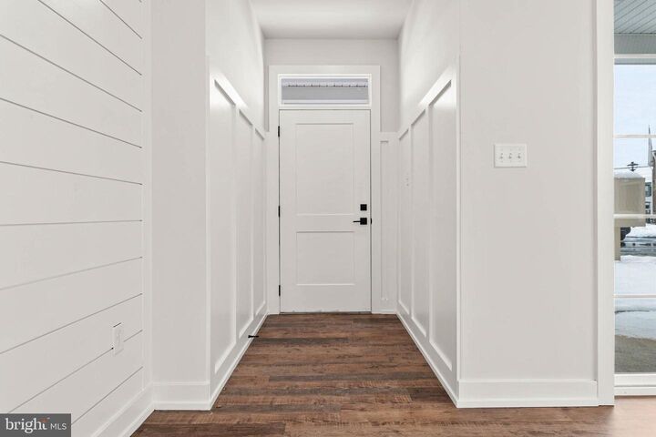 Property Photo: 409 Isabelle Court 201 PA 19438