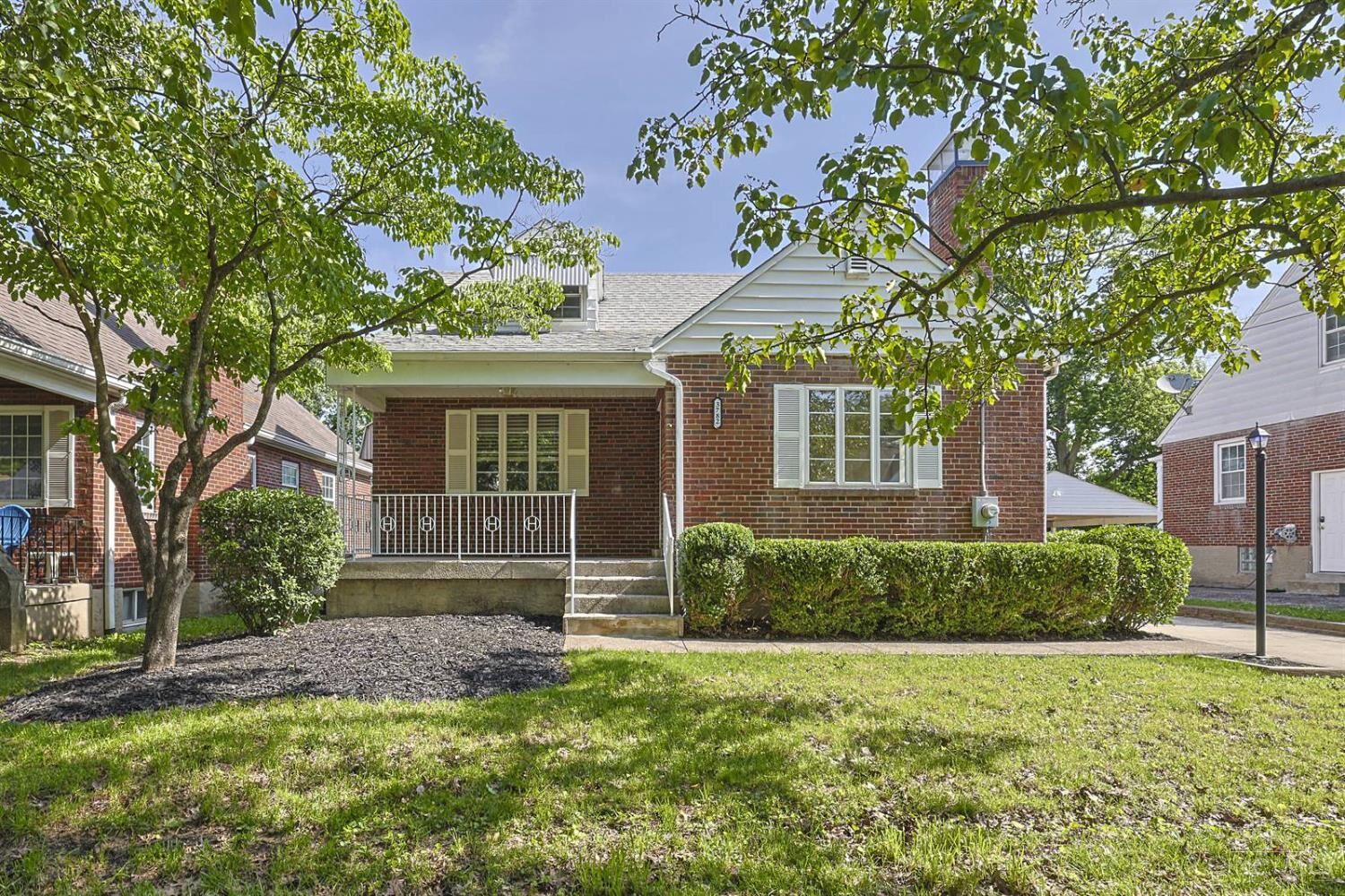 Property Photo:  3782 St Johns Terrace  OH 45236 