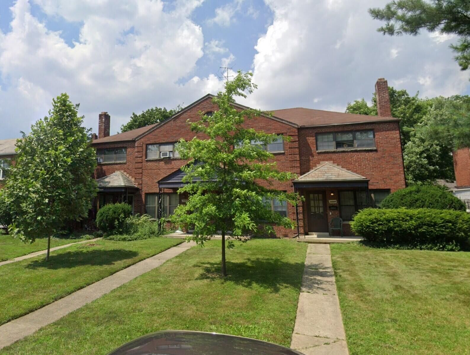 Property Photo: 2838-2842 Sherwood Road OH 43209