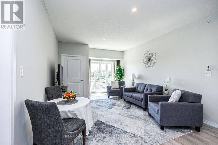Property Photo: 295 Cundles Road East 404 ON L4M 0K8