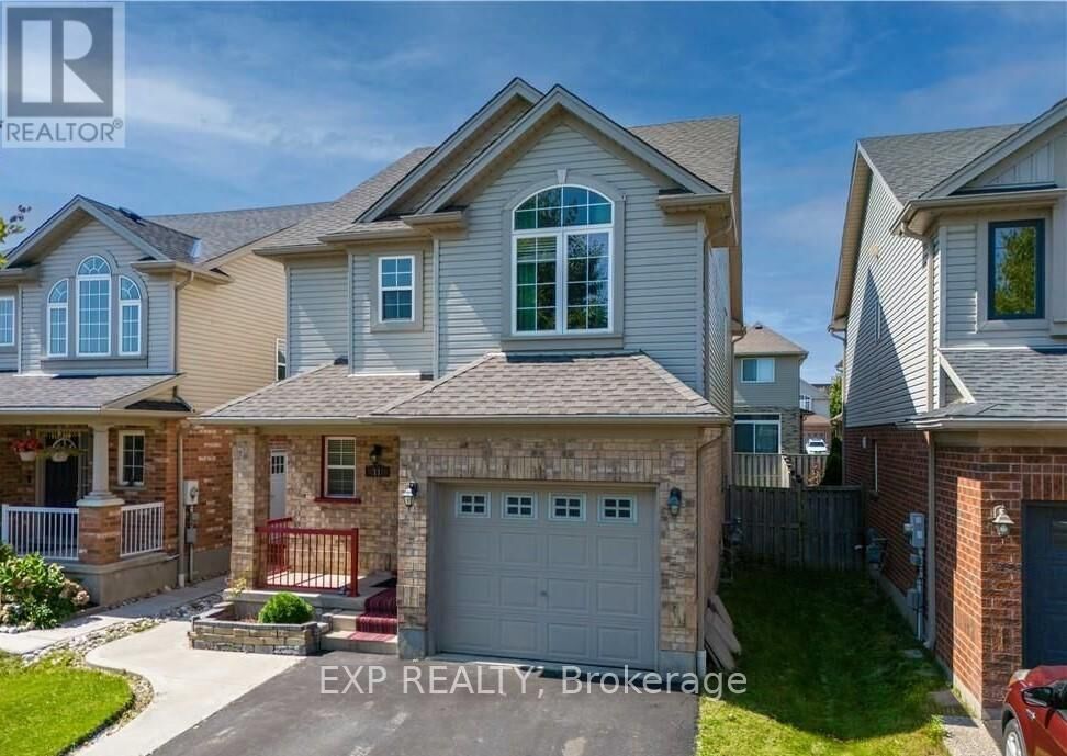Property Photo: 11 Frankfurt Street West ON N2R 1T5