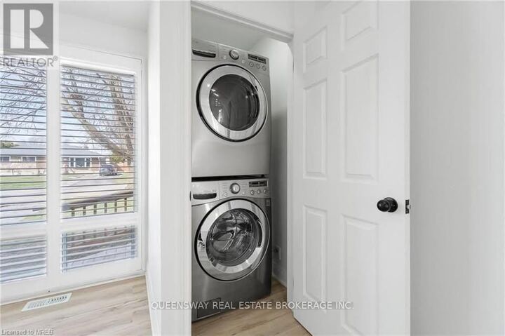 Property Photo: 538 Lloyd Avenue Main ON L3C 2Z5