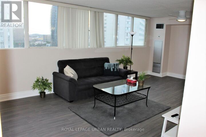 Property Photo:  3695 Kaneff Crescent 1411  ON L5A 4B6 