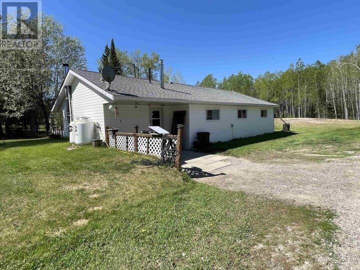 Property Photo:  582 Henderson Loop Road  ON P8N 3G2 