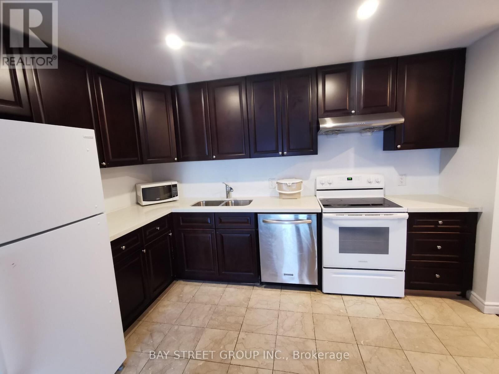 Property Photo: 1546 Jane Street 2nd Flr ON M9N 2R5