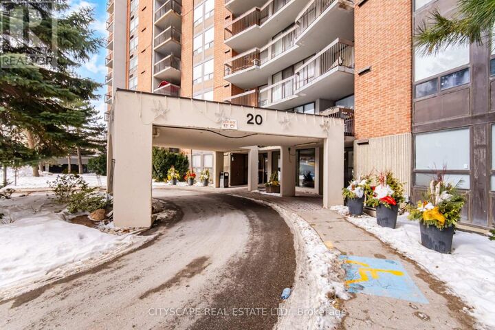 Property Photo: 20 Mississauga Valley Boulevard 1706 ON L5A 3S1