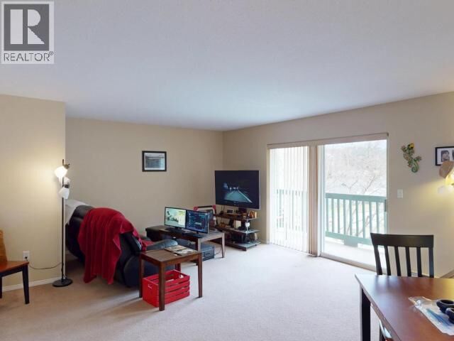 Property Photo: 301-5701 Willow Ave BC V8A 5S6