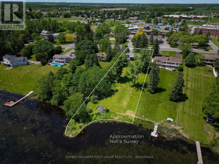 Property Photo: 366 Dundas Street West ON K7R 2B6