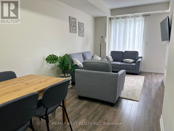 Property Photo: 25 Heron Park Place 3 ON M1E 0B8