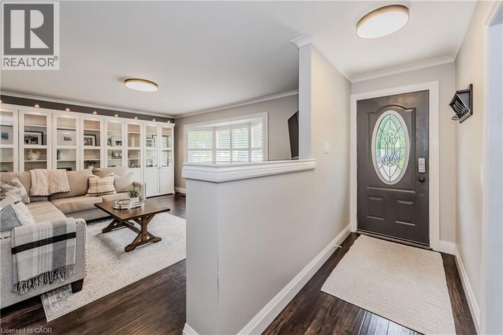 Property Photo: 18 Stonybrook Drive Main Unit ON N2M 4L5