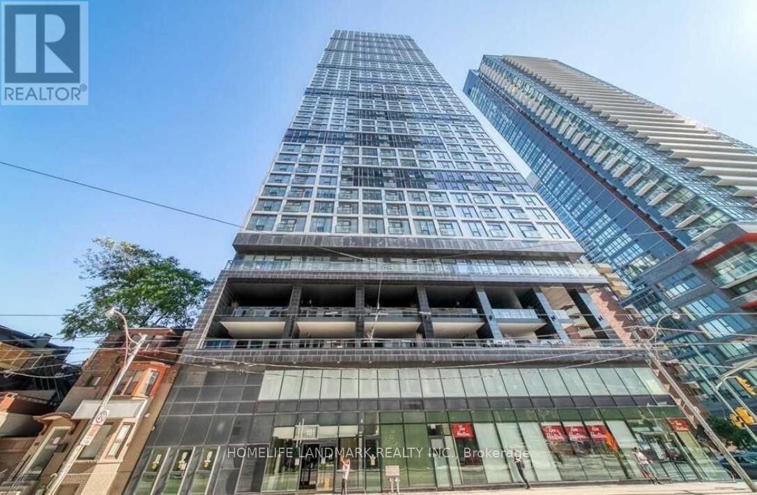 Property Photo:  181 Dundas Street East 3815  ON M5A 0N5 
