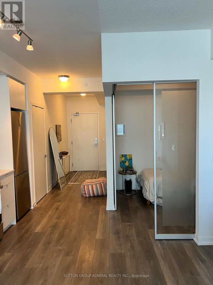 Property Photo:  49 East Liberty Street 2008  ON M6K 0B2 