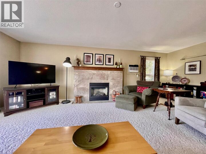 Property Photo: 1672 Thayer Court BC V1Y 8M2