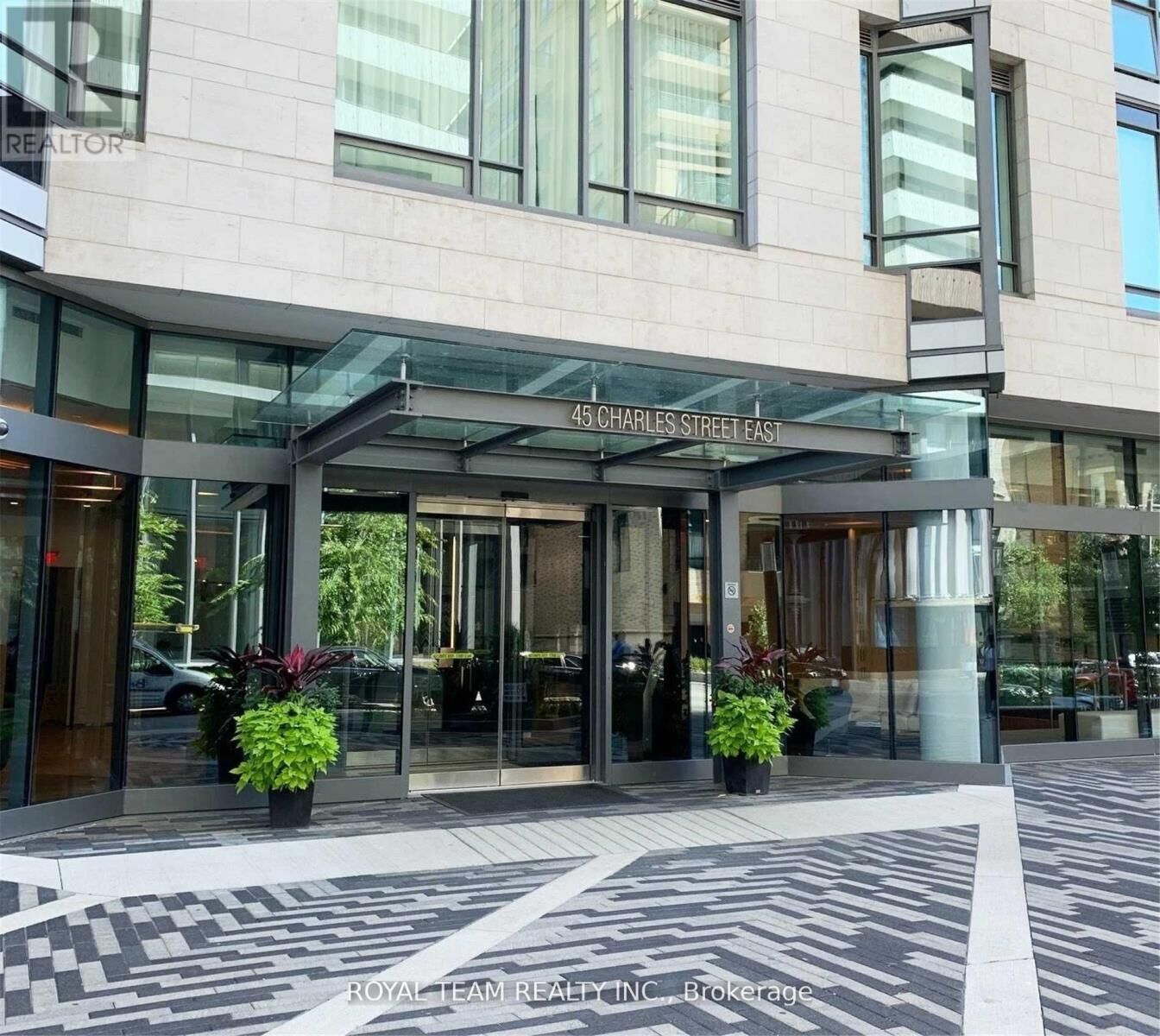 Property Photo:  45 Charles Street East 706  ON M4Y 1S2 