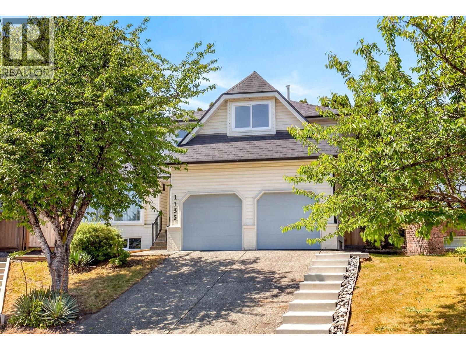 Property Photo: 1135 Settlers Court BC V3C 5Y5