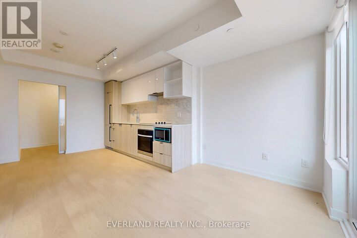 Property Photo: 252 Church Street 2512 ON M5B 0E6