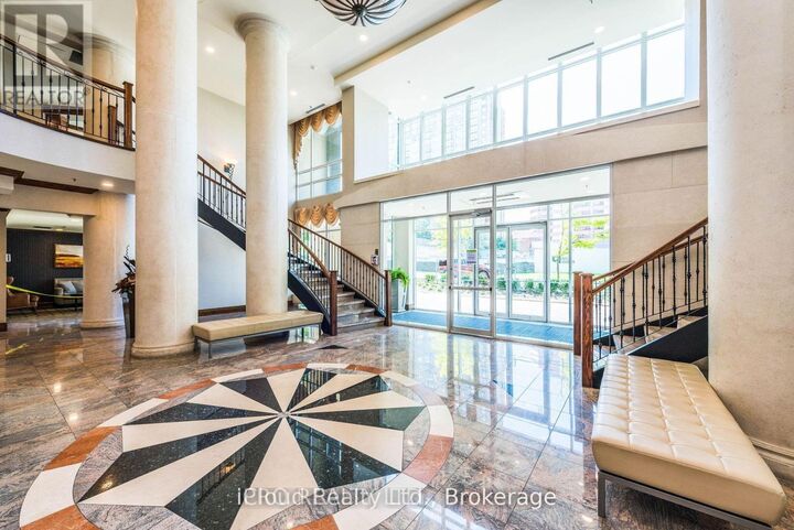 Property Photo: 156 Enfield Place 302 ON L5B 4L8