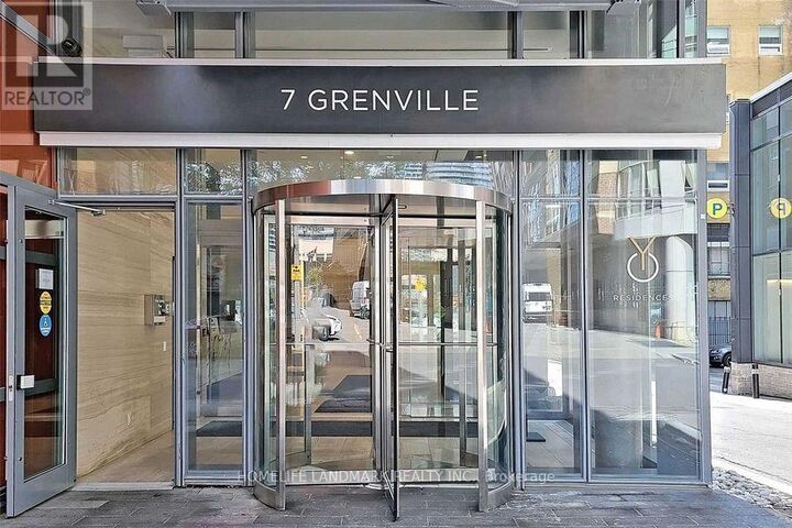Property Photo: 7 Grenville Street 3410 ON M4Y 0E9