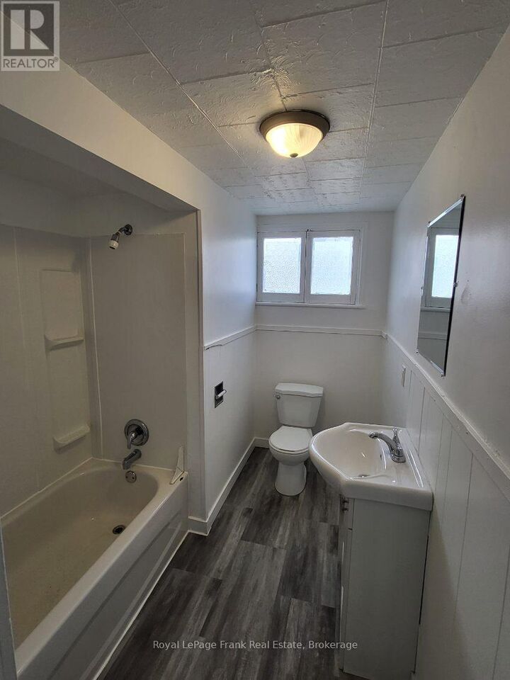 Property Photo: 28 Ridout Street ON K9V 2B2