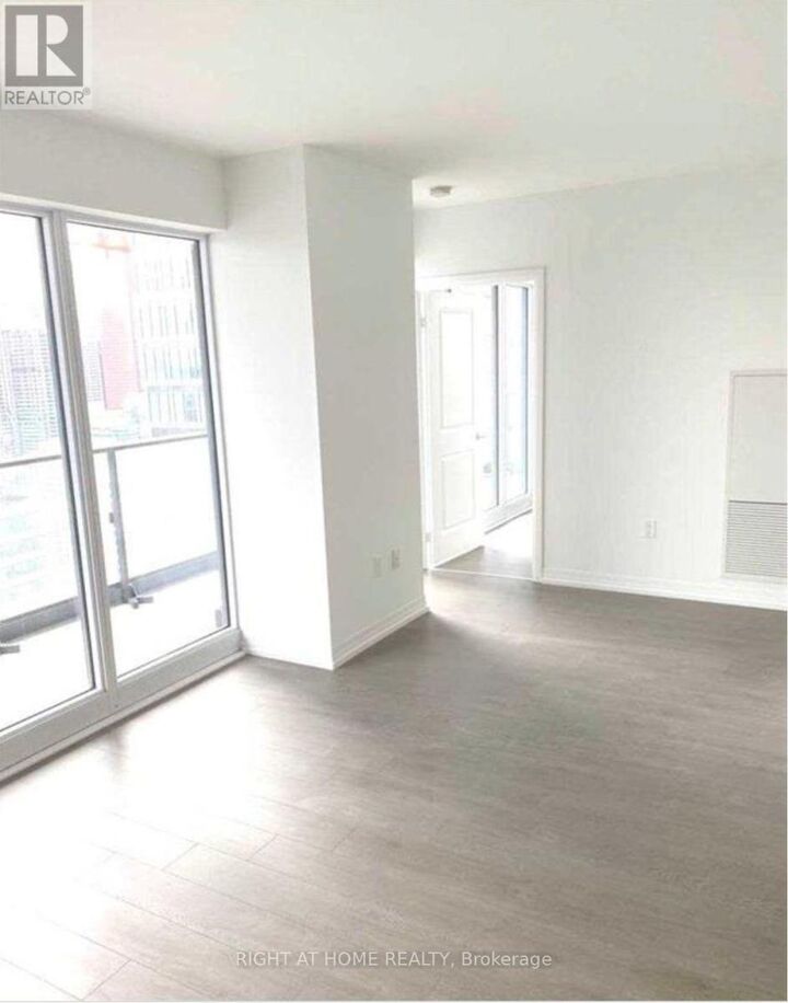 Property Photo: 251 Jarvis Street 3805 ON M5B 0C3