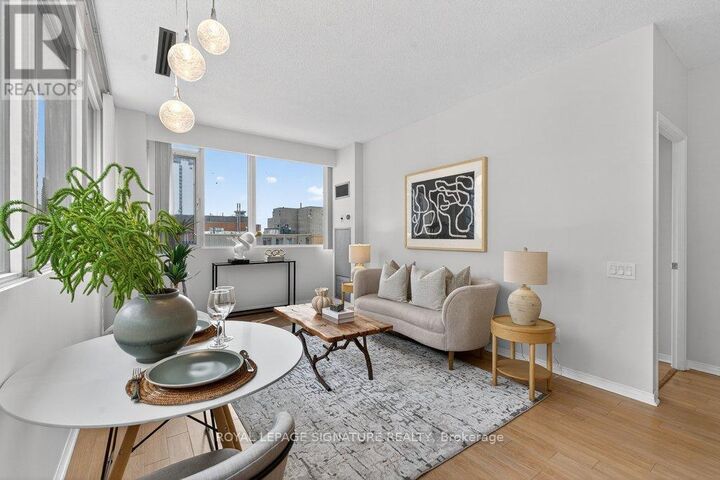 Property Photo:  555 Yonge Street 707  ON M4Y 3A6 