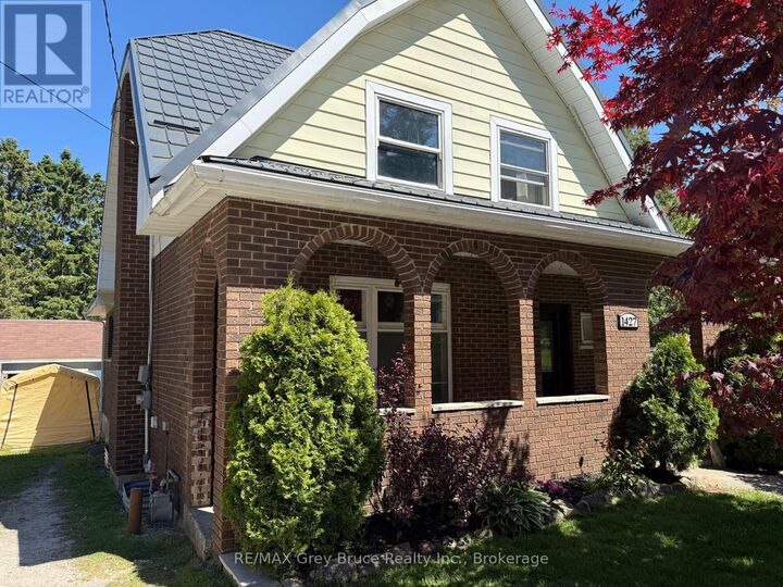 Property Photo:  1427 5th A Avenue West  ON N4K 5E5 
