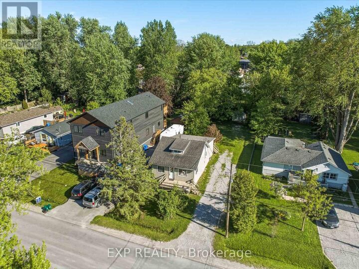 Property Photo:  217 Bayview Avenue  ON L4P 2T3 