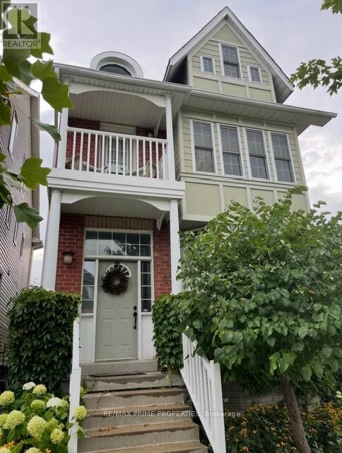 Property Photo:  42 Cornell Meadows Avenue  ON L6B 1B6 