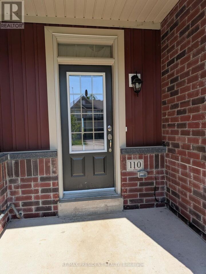 Property Photo: 110 Stonebrook Way ON N0C 1H0