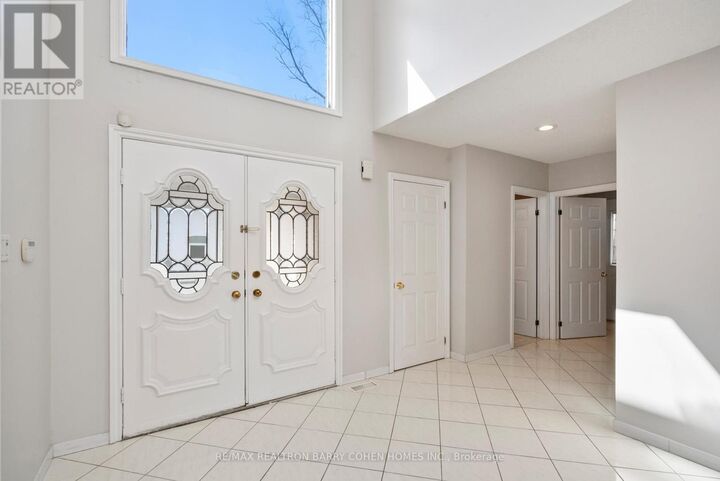 Property Photo: 238 Spring Garden Avenue ON M2N 3G9