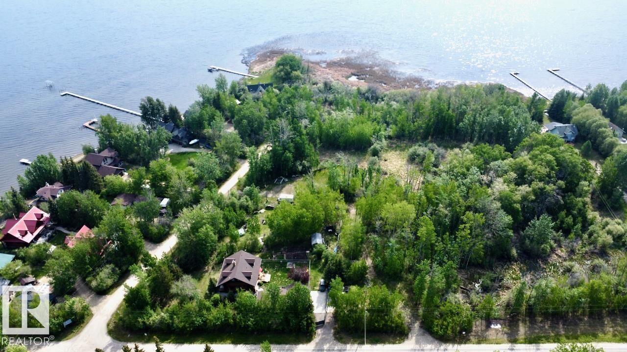 Property Photo:  53001 Rge Road 53 9  AB T0E 2B0 