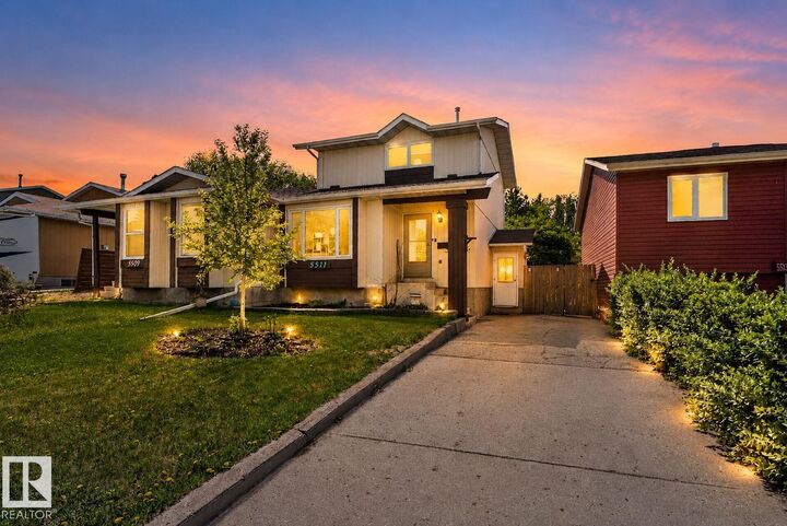 Property Photo:  5511 51 Avenue  AB T4X 1E2 
