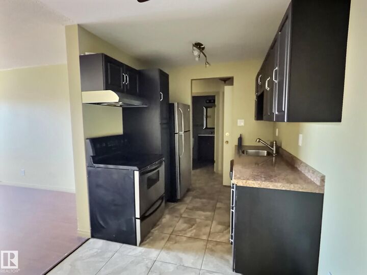 Property Photo: 9730 156 Street NW 306 AB T5P 2P1