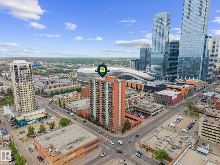 Property Photo: 10303 105 Street NW 905 AB T5J 5G3