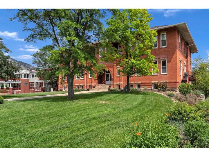 Property Photo:  1215 Cedar Ave 301  CO 80304 