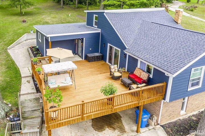 Property Photo: 2717 E Stalf Road IN 46725