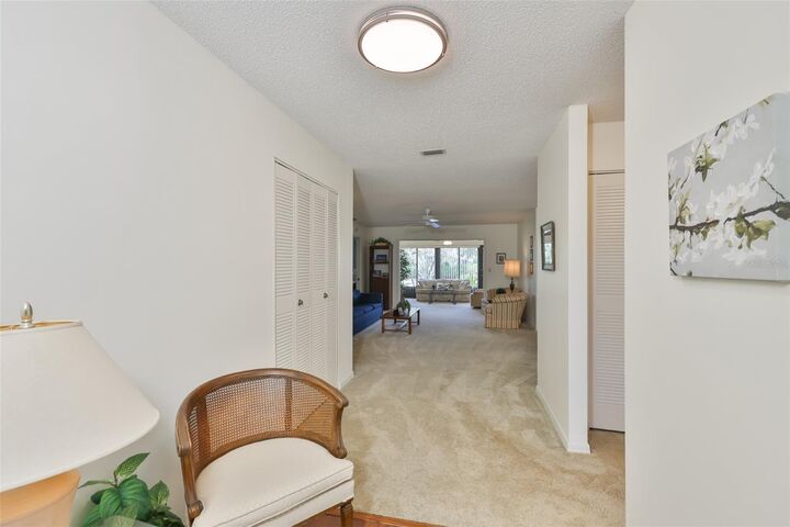Property Photo:  2417 Lancaster Drive  FL 33573 