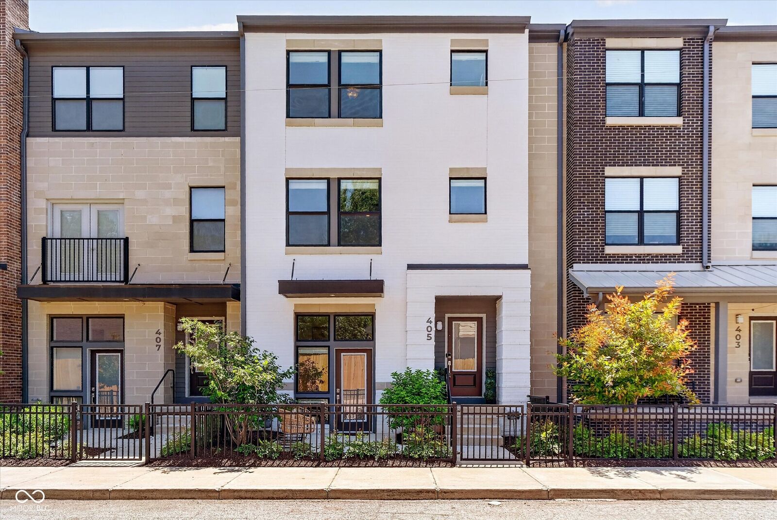Property Photo:  405 E 19th Street  IN 46202 